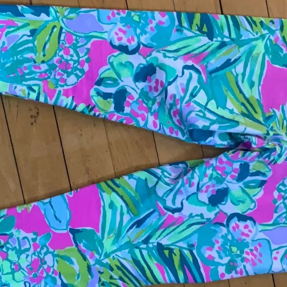 Lily Pulitzer girls size‎ L 8-10 Floral crop leggings